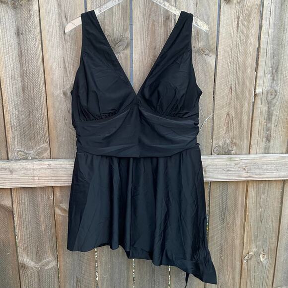 Torrid Swim Dress Wireless Asymmetrical One-Piece Black Short Swim Dress Size 3 - Picture 7 of 12